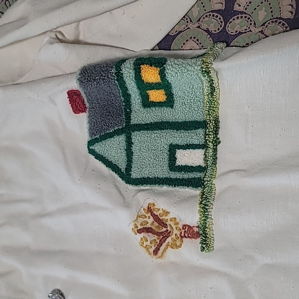 One-of-a-Kind Vintage Hand Embroidered Light Weight Linen Jacket - Picture 4 of 12